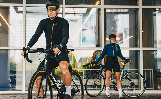 customized cycling wear