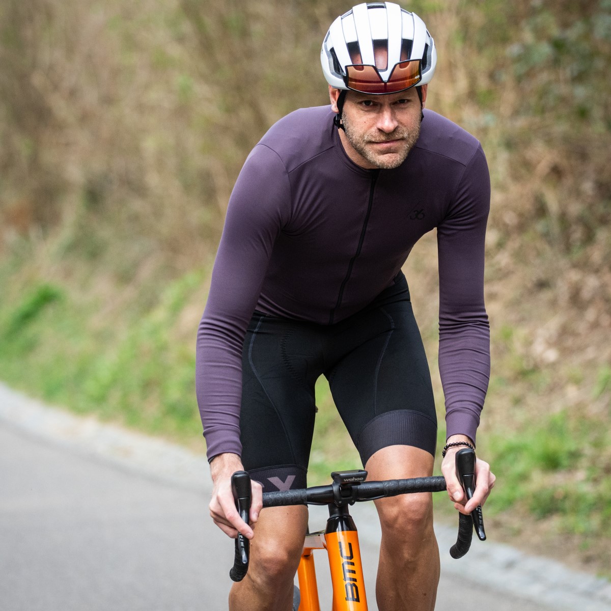Aubergine cycling shirt with long sleeves